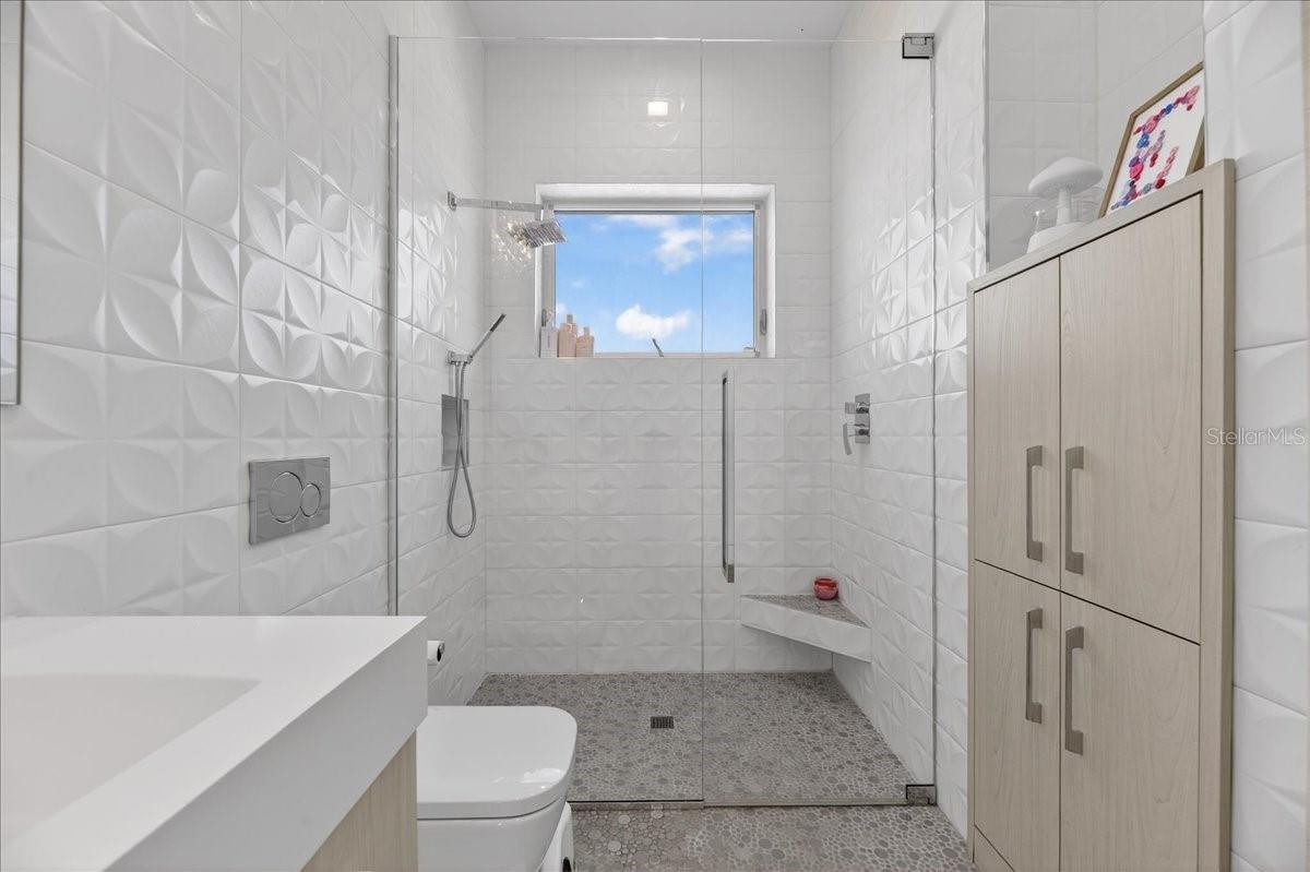 Image 37 of 77 For 1320 Boca Ciega Isle Drive