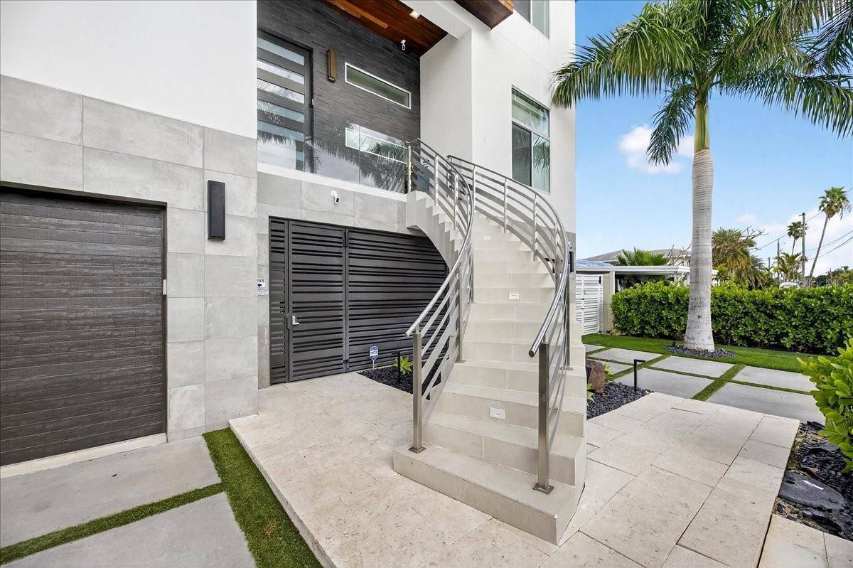 Image 43 of 77 For 1320 Boca Ciega Isle Drive