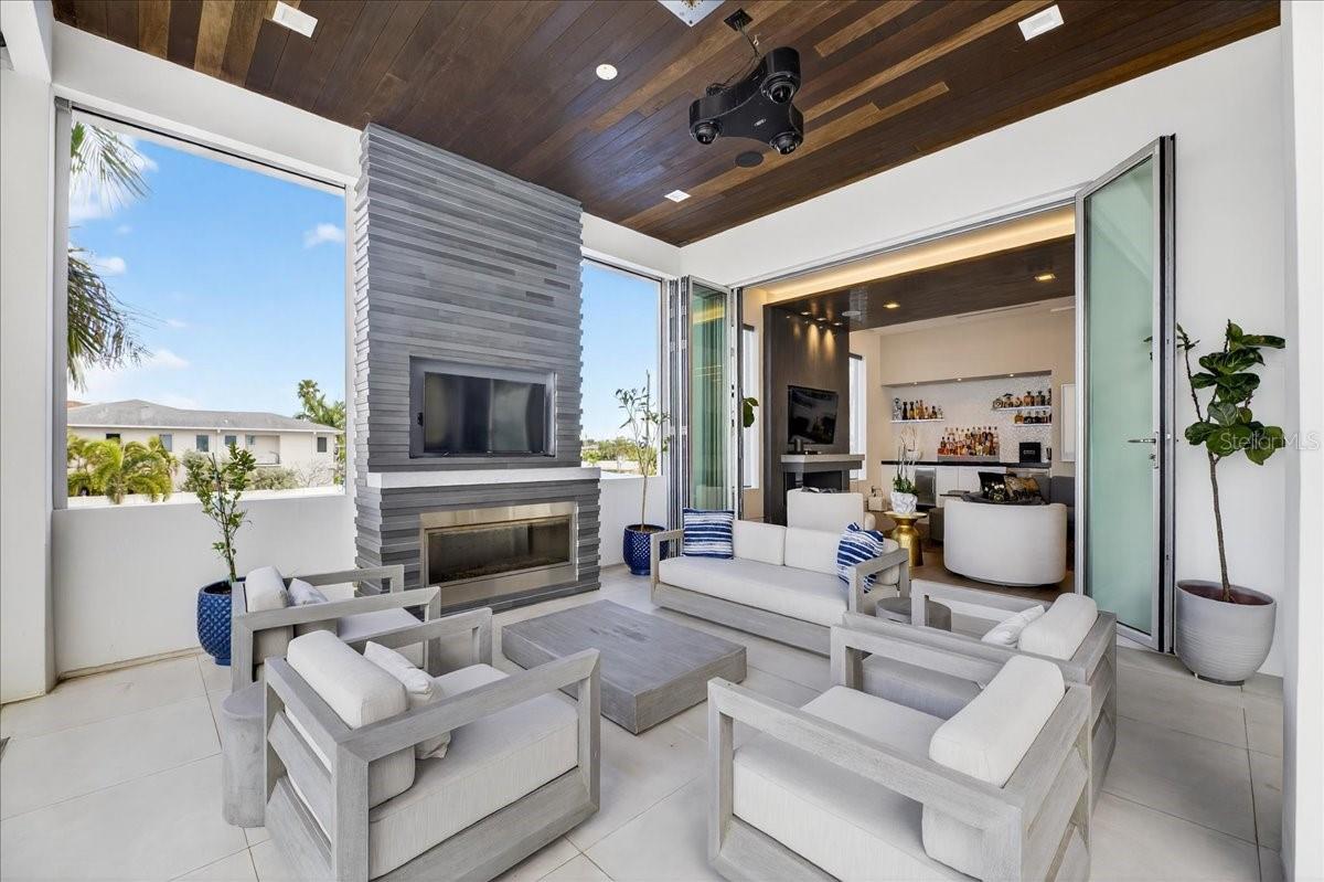 Image 5 of 77 For 1320 Boca Ciega Isle Drive