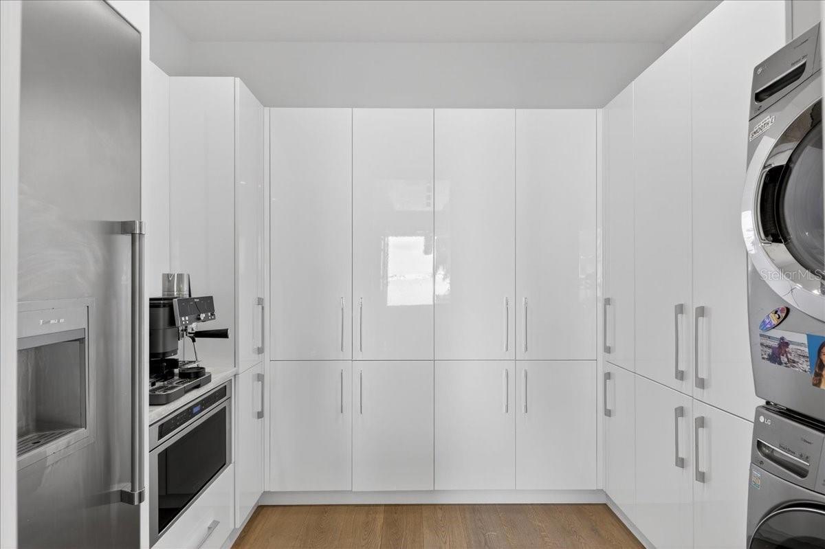 Image 57 of 77 For 1320 Boca Ciega Isle Drive