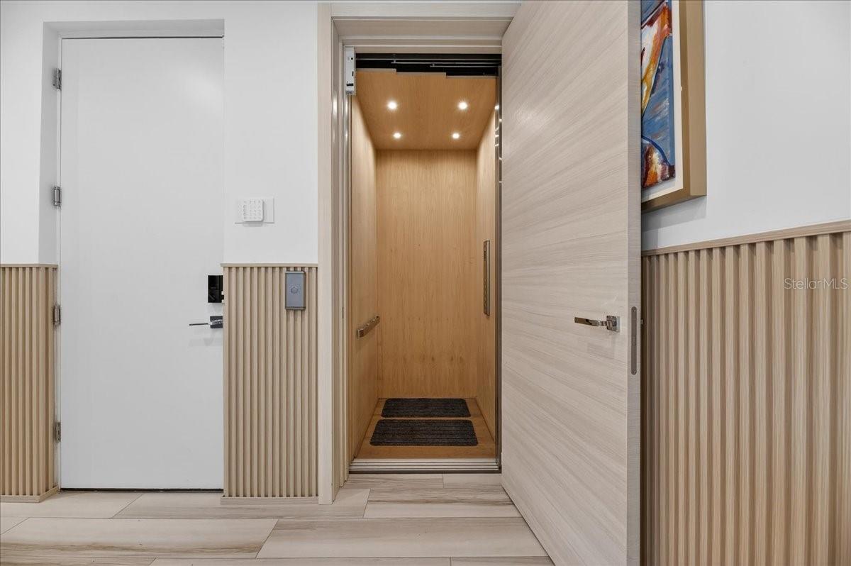 Image 61 of 77 For 1320 Boca Ciega Isle Drive