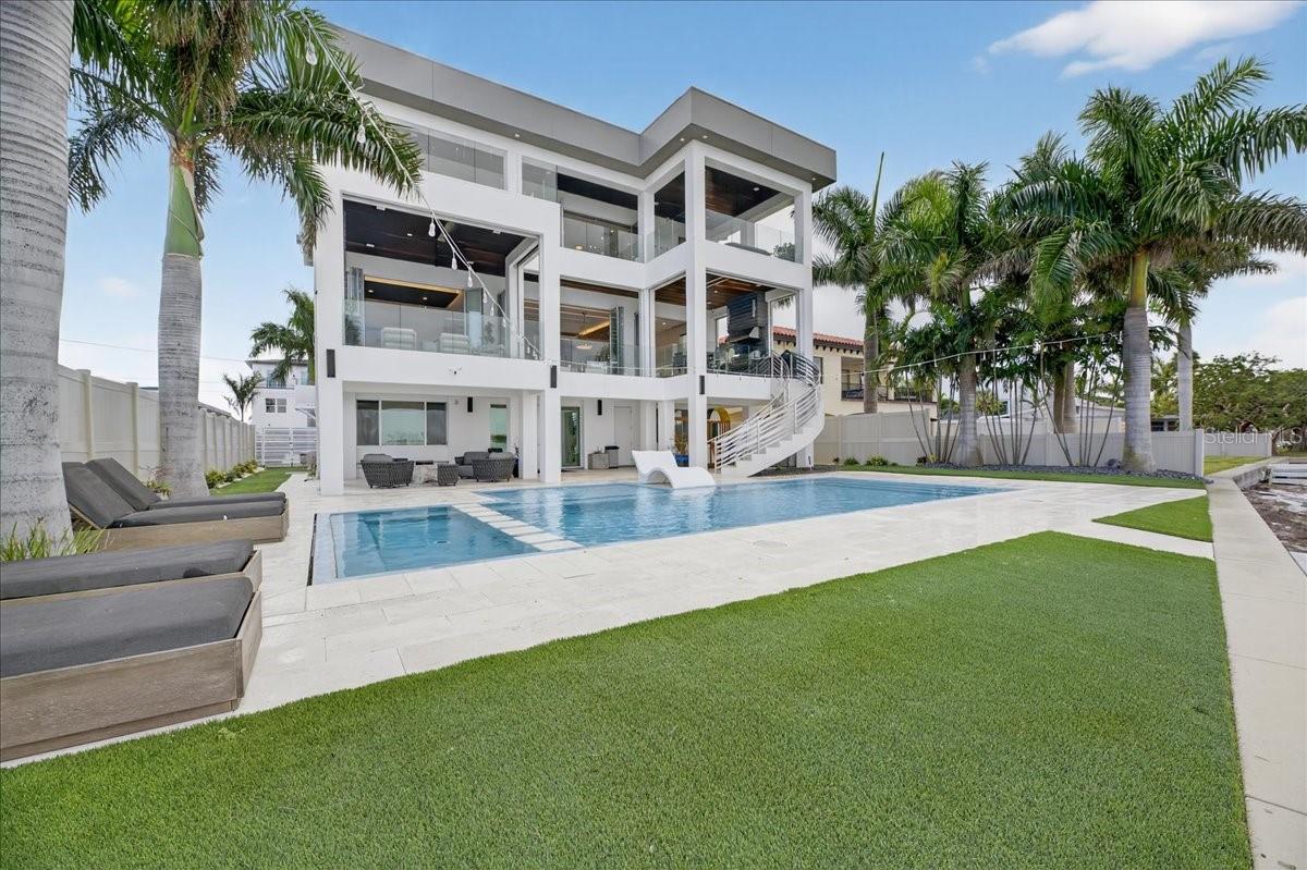 Image 7 of 77 For 1320 Boca Ciega Isle Drive