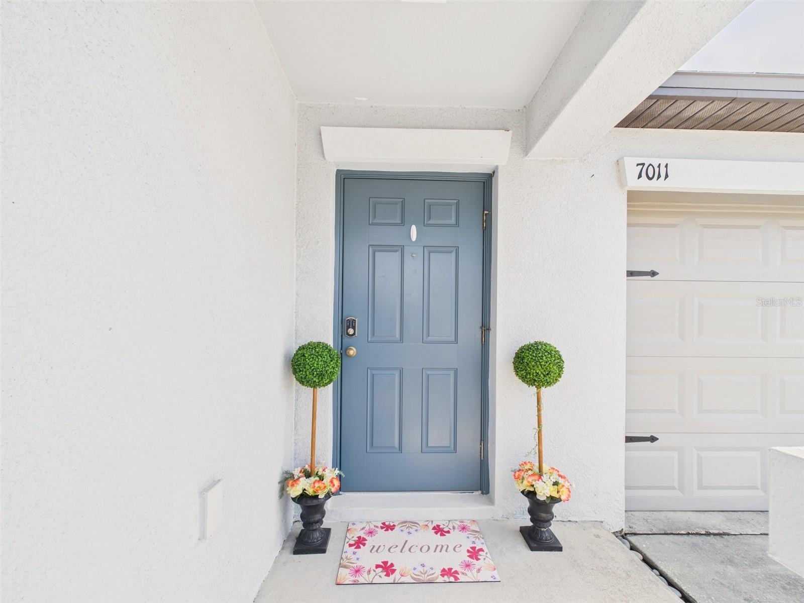 Image 5 of 31 For 7011 King Creek Drive