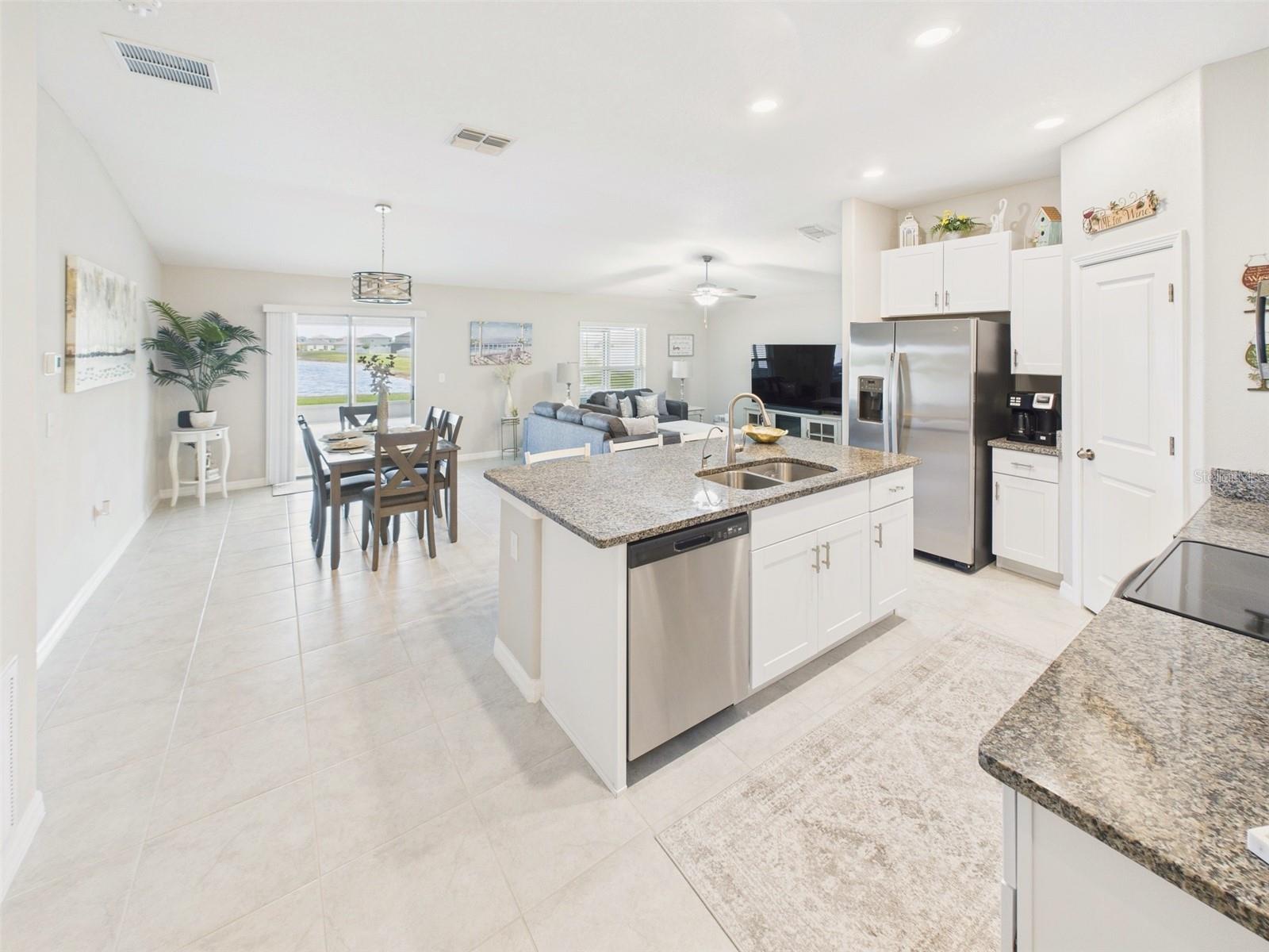 Image 7 of 31 For 7011 King Creek Drive