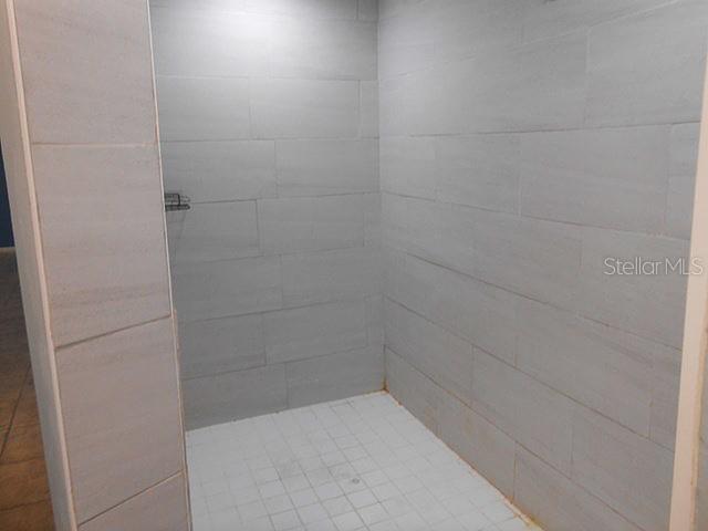 Image 11 of 16 For 2312 22nd Avenue Sw