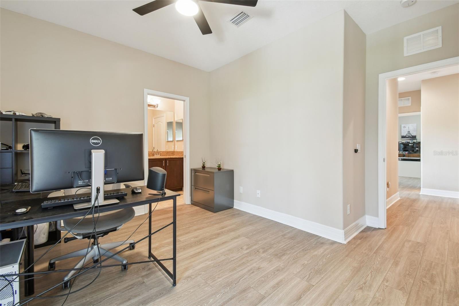 Image 59 of 70 For 2566 Lake Manor Drive