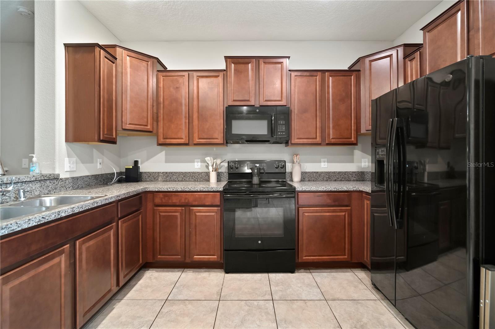 Image 19 of 45 For 7621 Ginger Lily Court