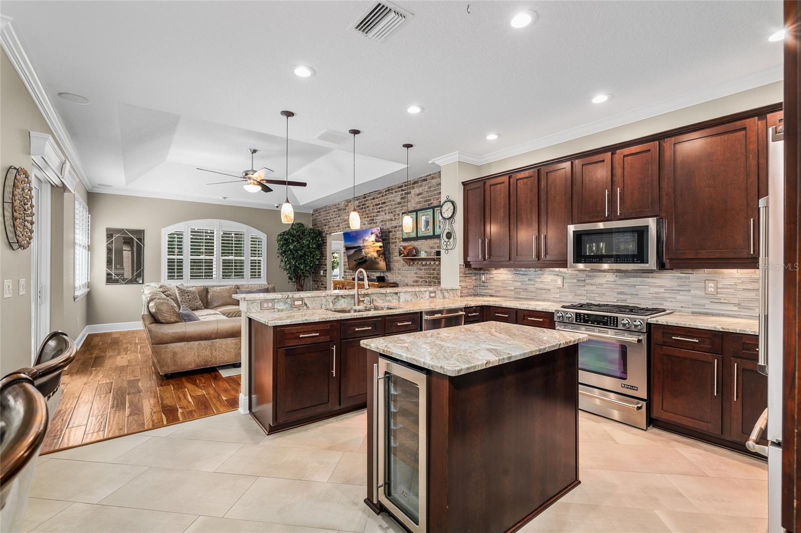 Image 12 of 45 For 5950 Jaegerglen Drive