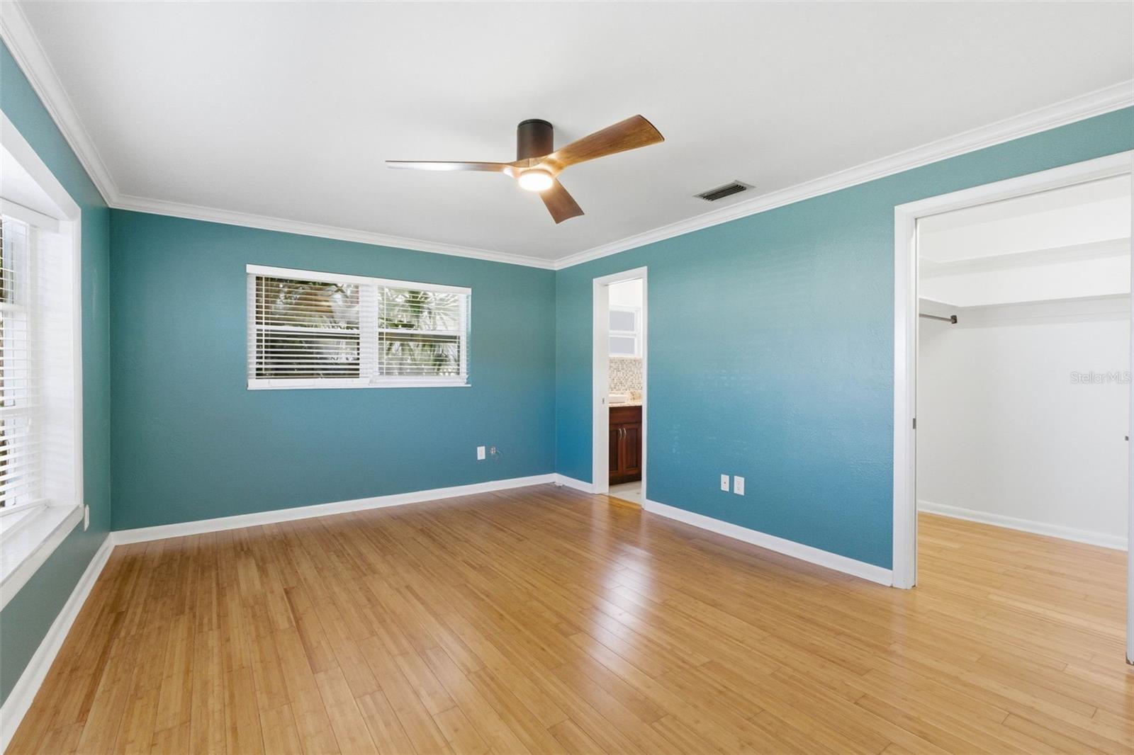 Image 14 of 46 For 14108 110th Terrace