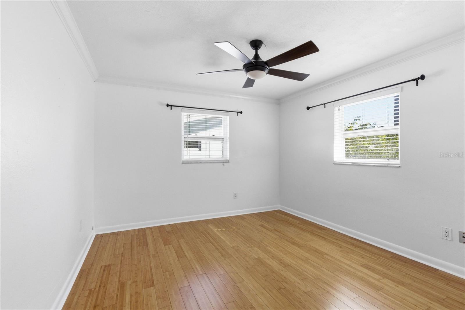 Image 19 of 46 For 14108 110th Terrace