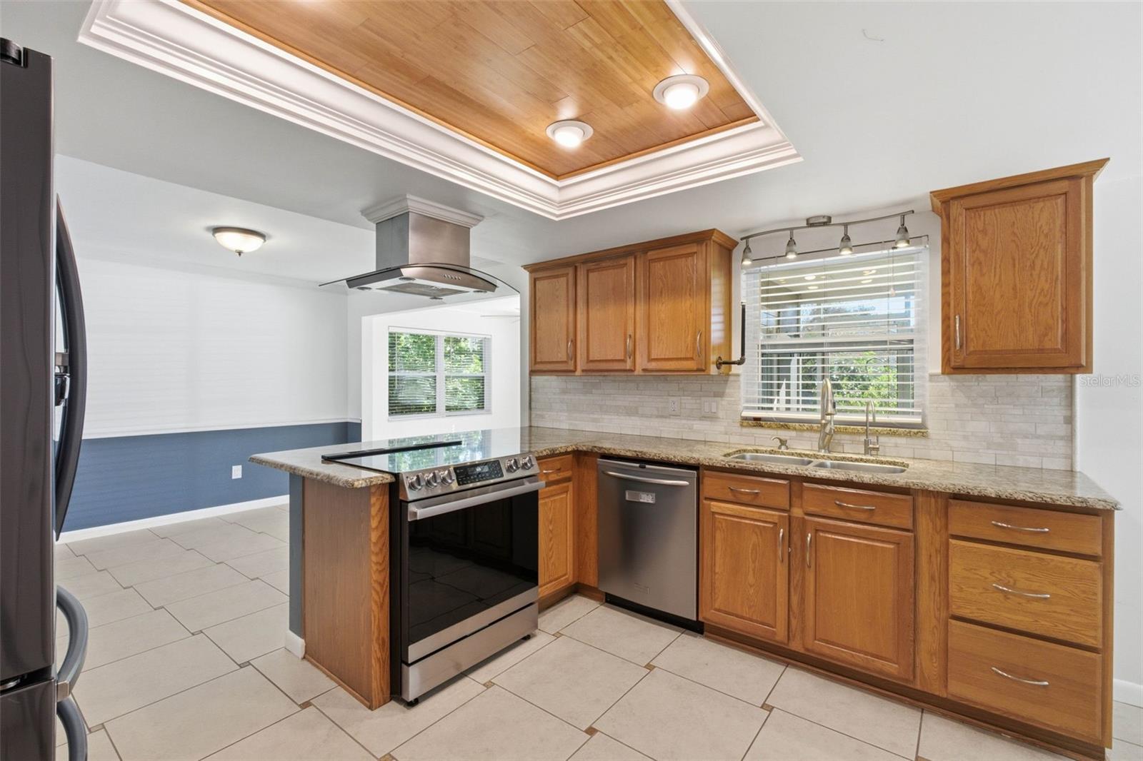 Image 30 of 46 For 14108 110th Terrace