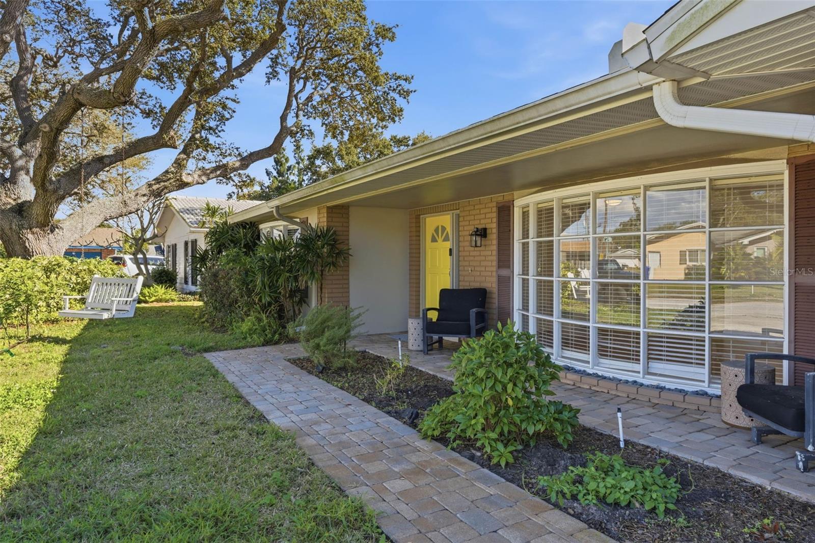 Image 6 of 46 For 14108 110th Terrace