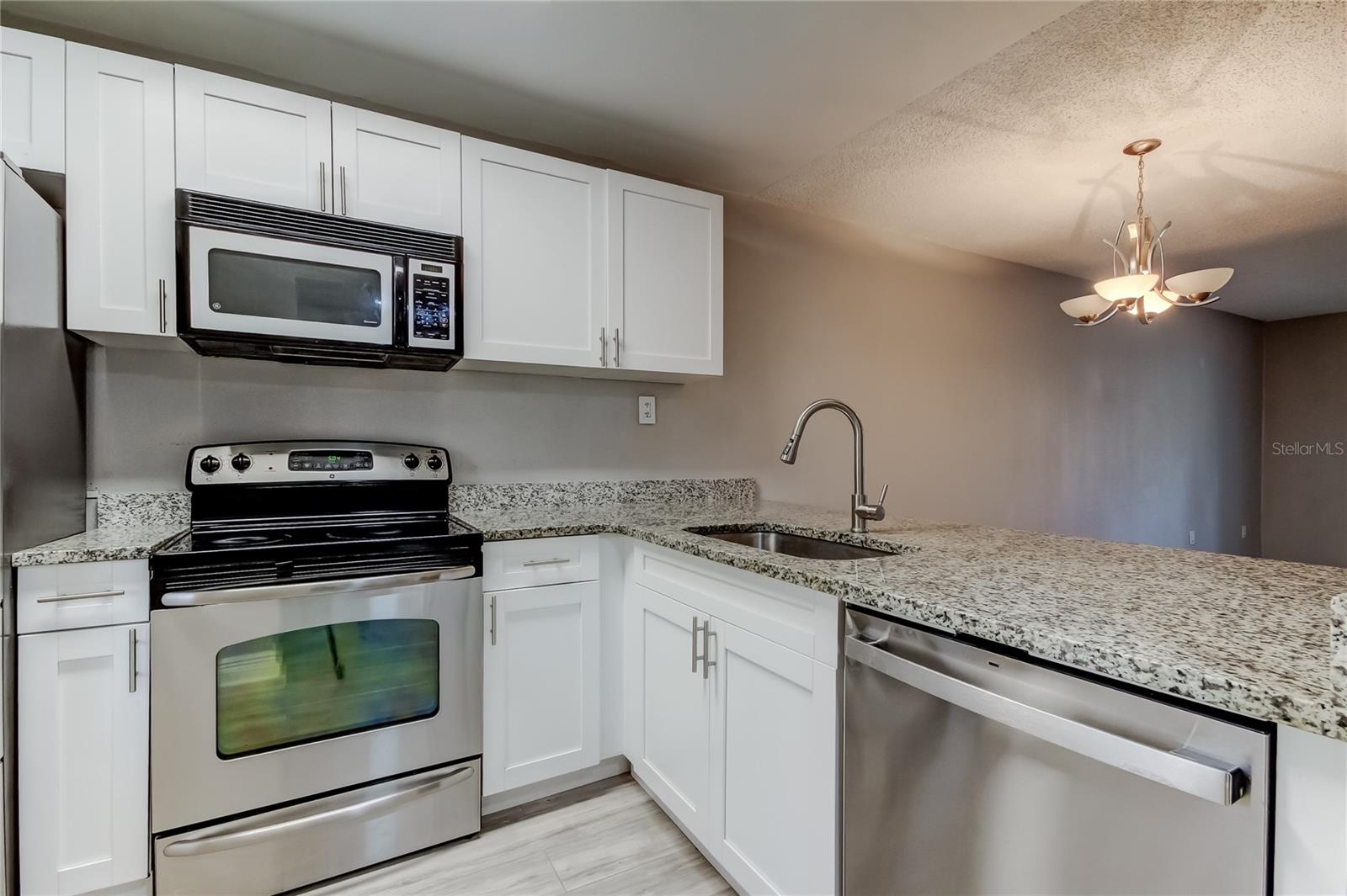 Image 14 of 42 For 5023 Terrace Palms Circle 201