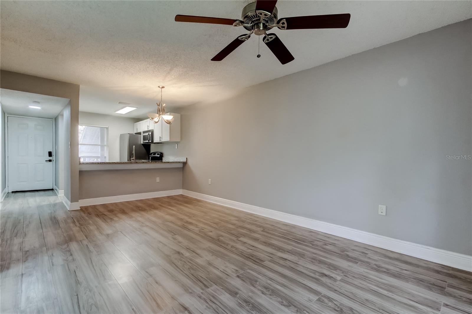 Image 30 of 42 For 5023 Terrace Palms Circle 201