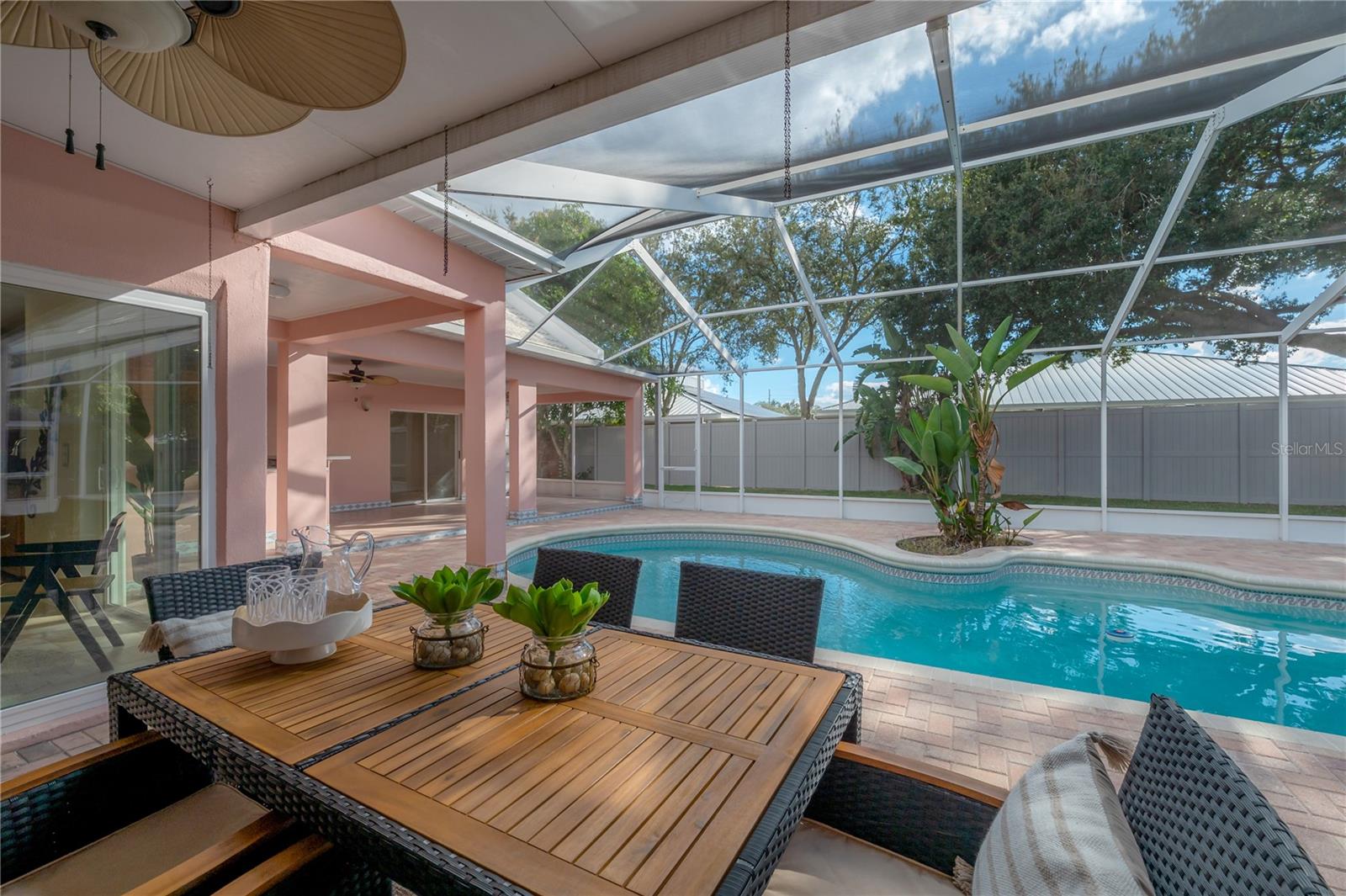 Image 18 of 82 For 2908 Whittington Place