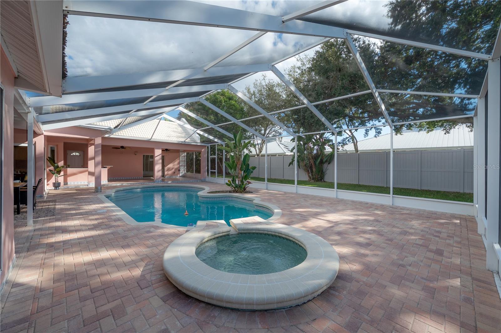 Image 20 of 82 For 2908 Whittington Place