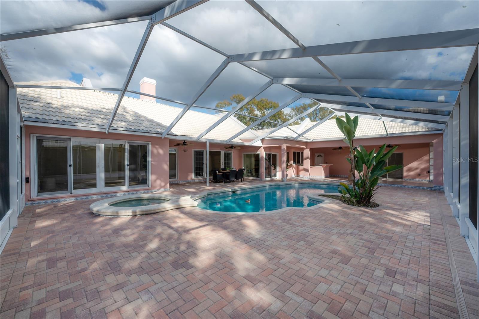 Image 22 of 82 For 2908 Whittington Place