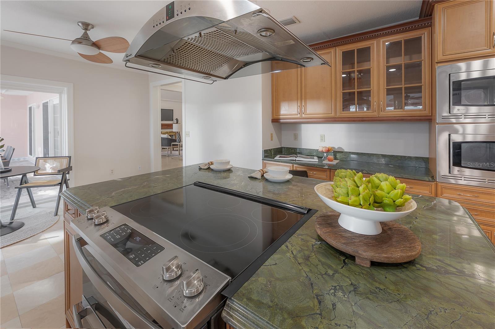 Image 40 of 82 For 2908 Whittington Place