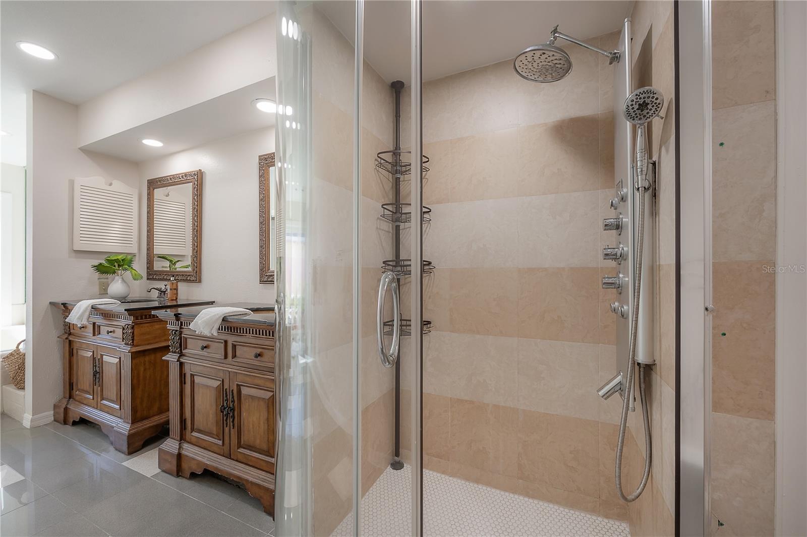 Image 50 of 82 For 2908 Whittington Place