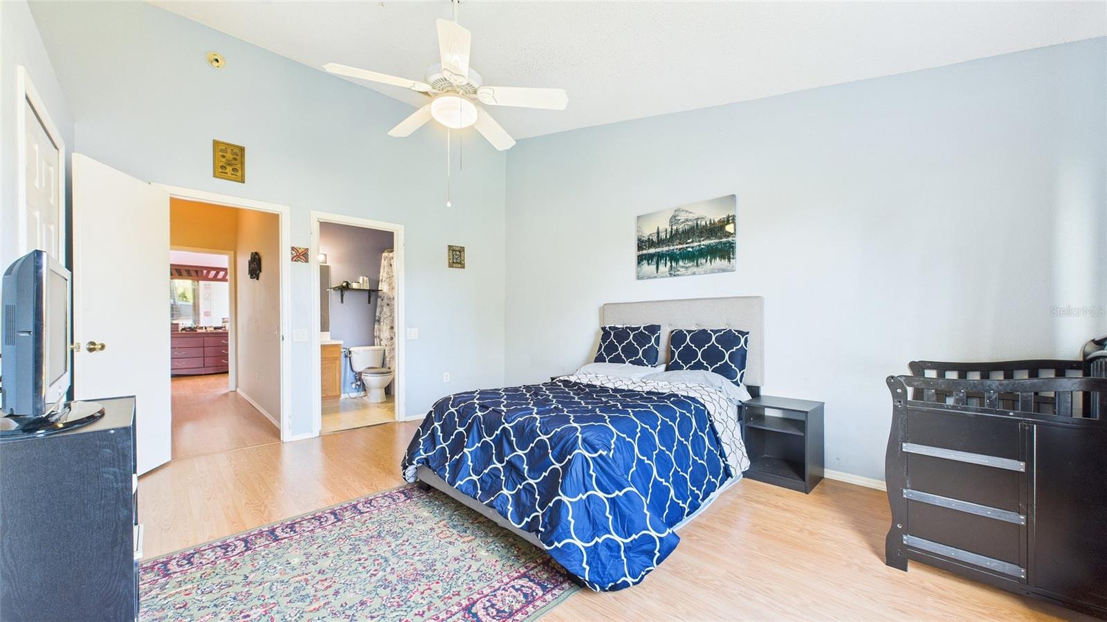 Image 20 of 27 For 1250 Redondo Way