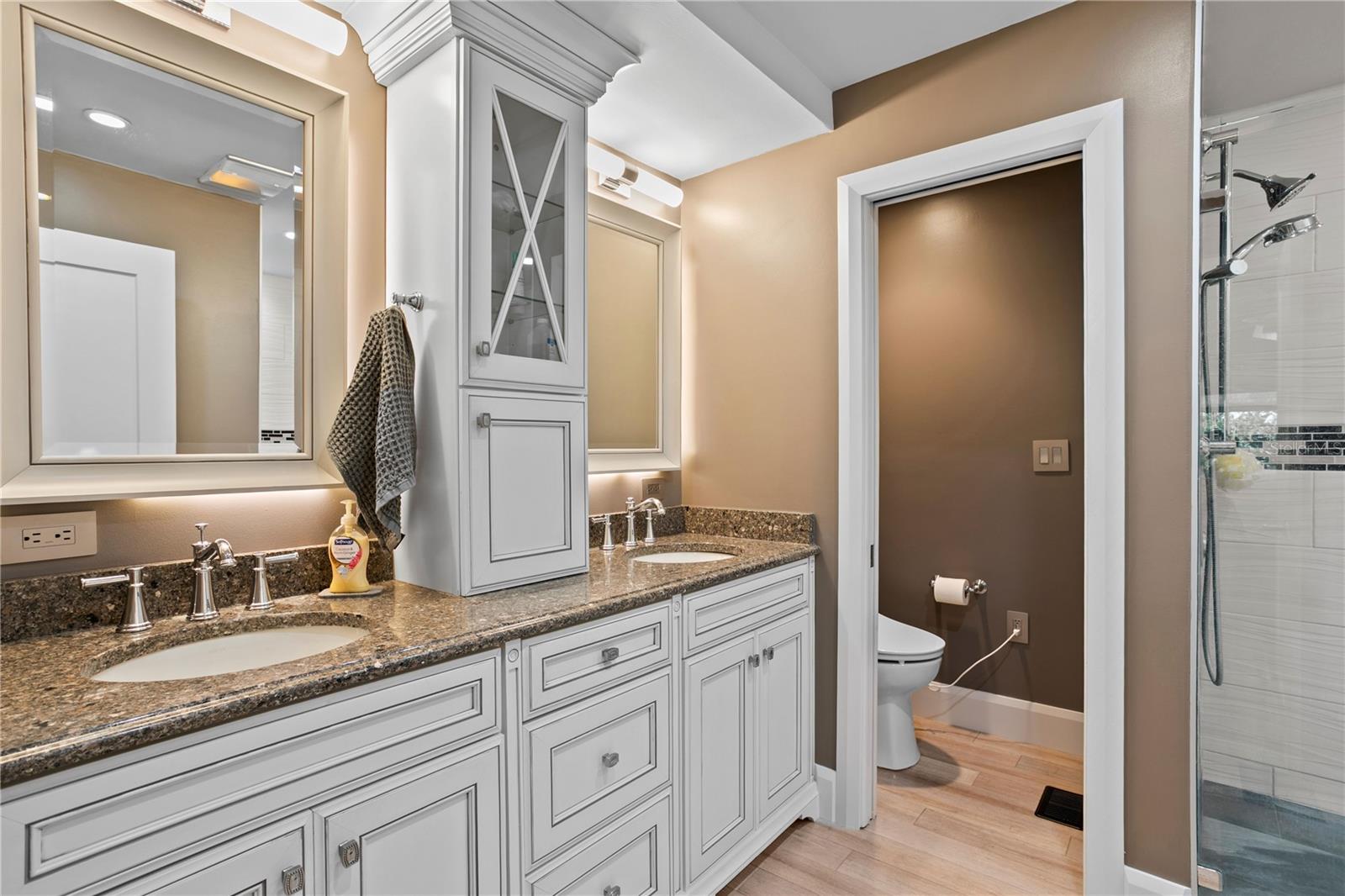 Image 26 of 47 For 5101 Platt Street