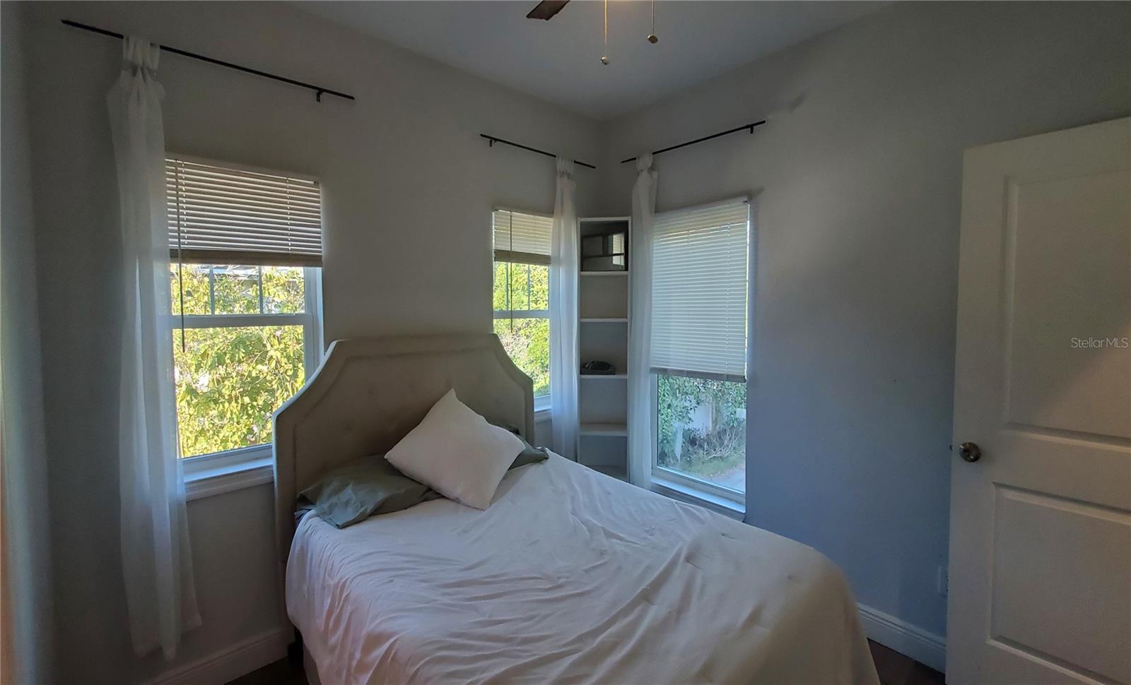 Image 8 of 10 For 4735 1st Avenue N 2