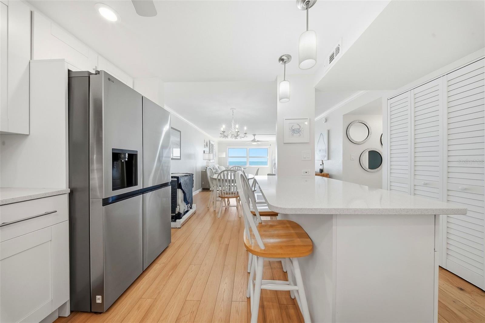 Image 14 of 39 For 11000 Gulf Boulevard 702