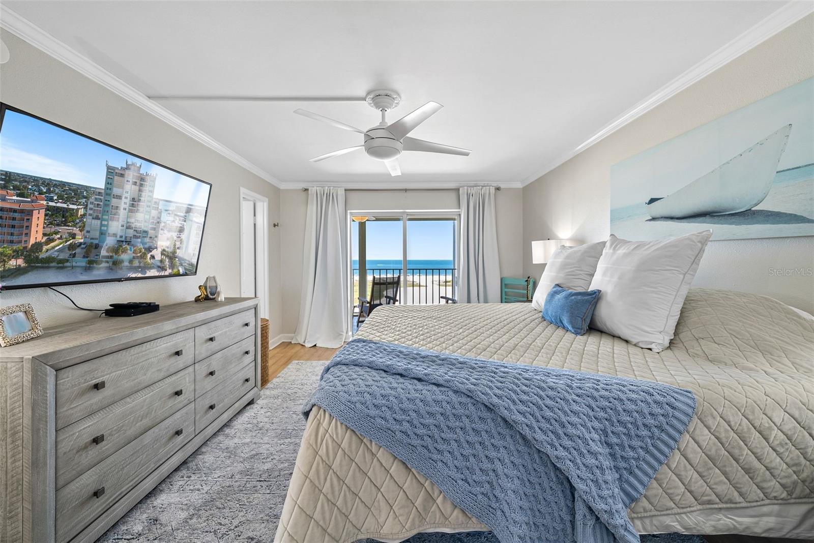 Image 19 of 39 For 11000 Gulf Boulevard 702