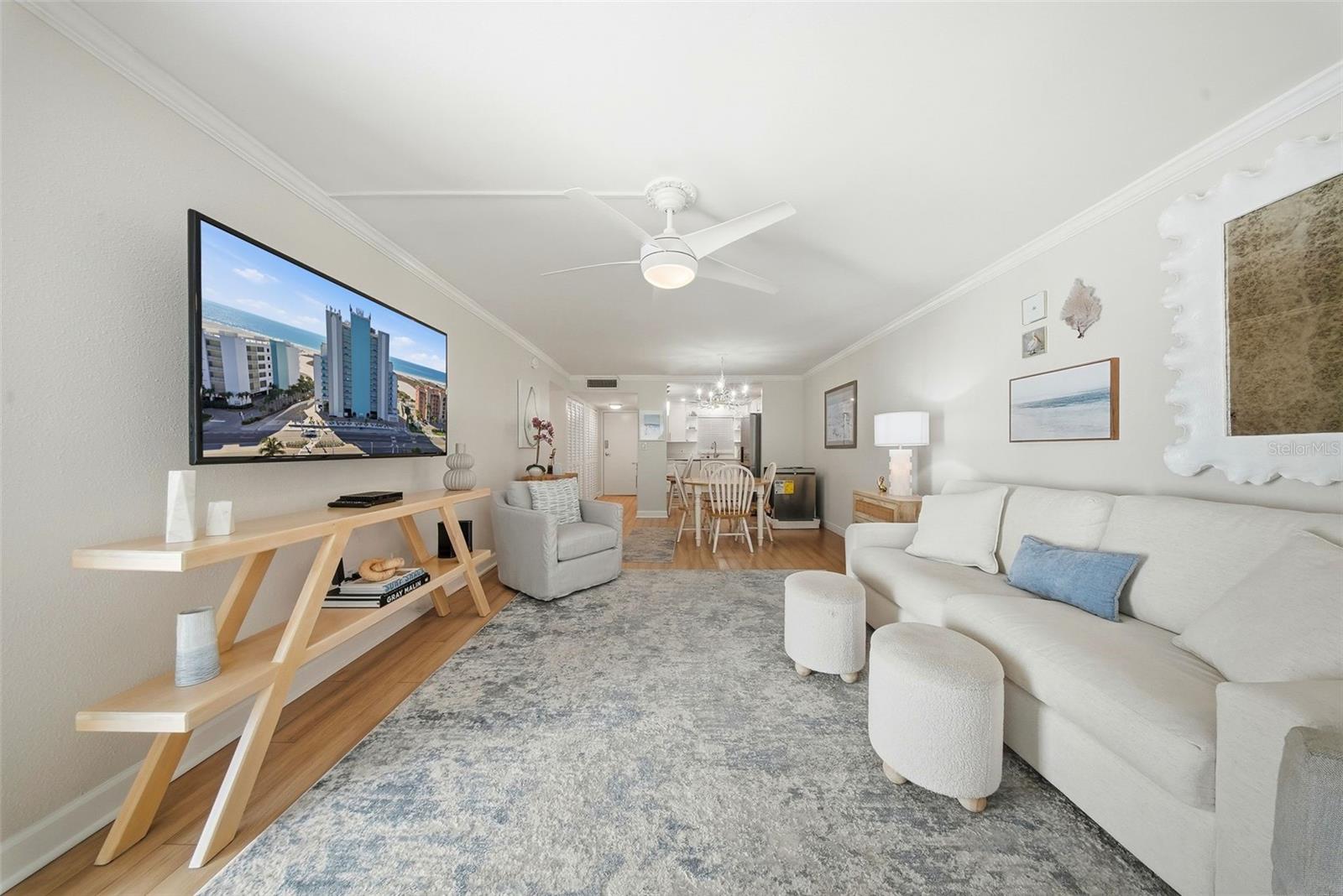 Image 8 of 39 For 11000 Gulf Boulevard 702