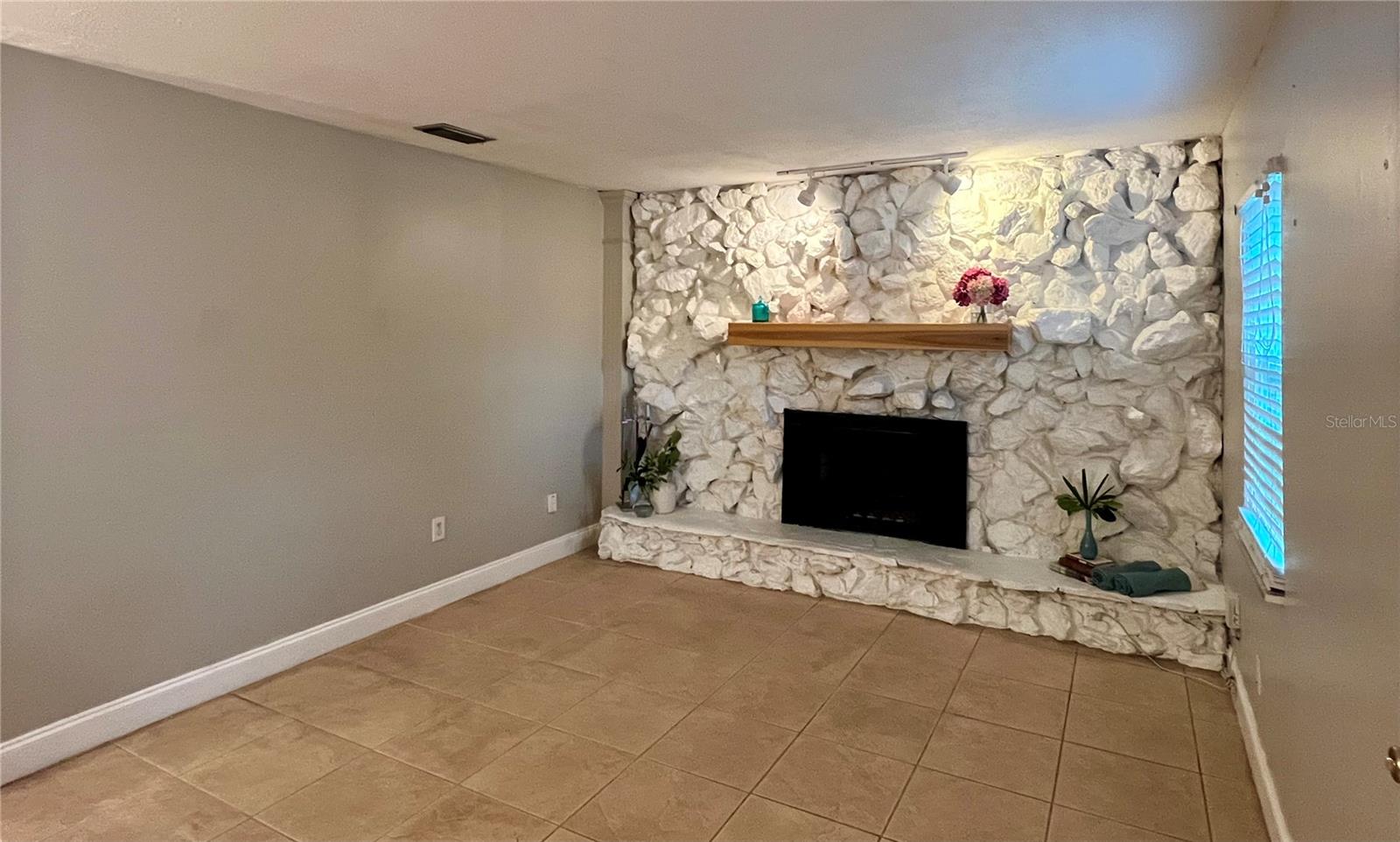 Image 9 of 46 For 2908 Heiter Street