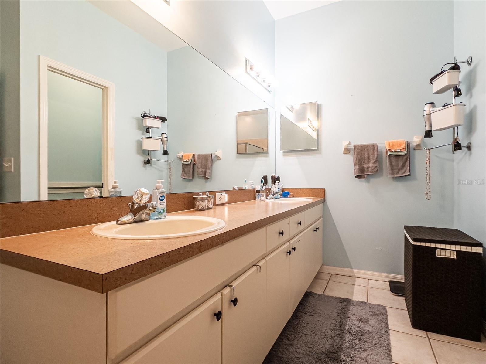 Image 25 of 41 For 1627 Sassafras Drive