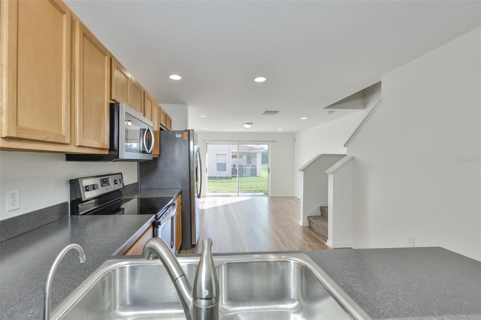 Image 10 of 38 For 6824 Dartmouth Hill Street