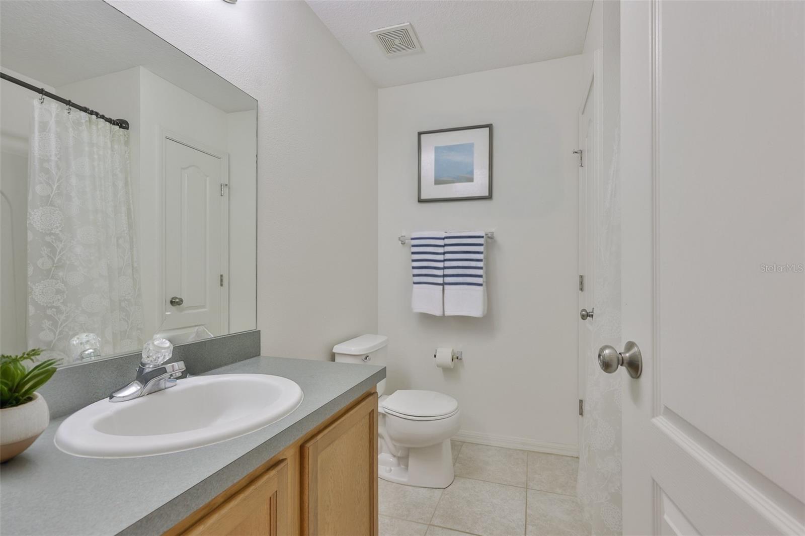 Image 16 of 38 For 6824 Dartmouth Hill Street