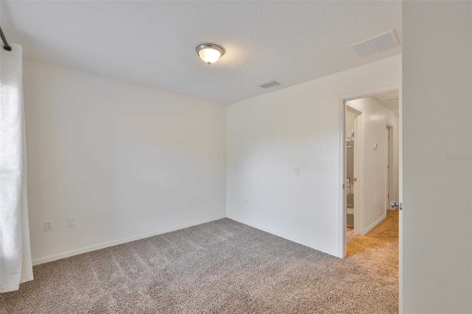 Image 23 of 38 For 6824 Dartmouth Hill Street