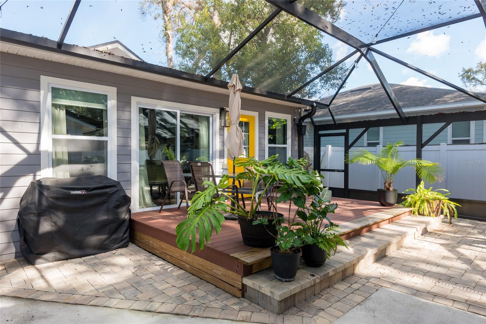 Image 24 of 36 For 1015 Crawford Street