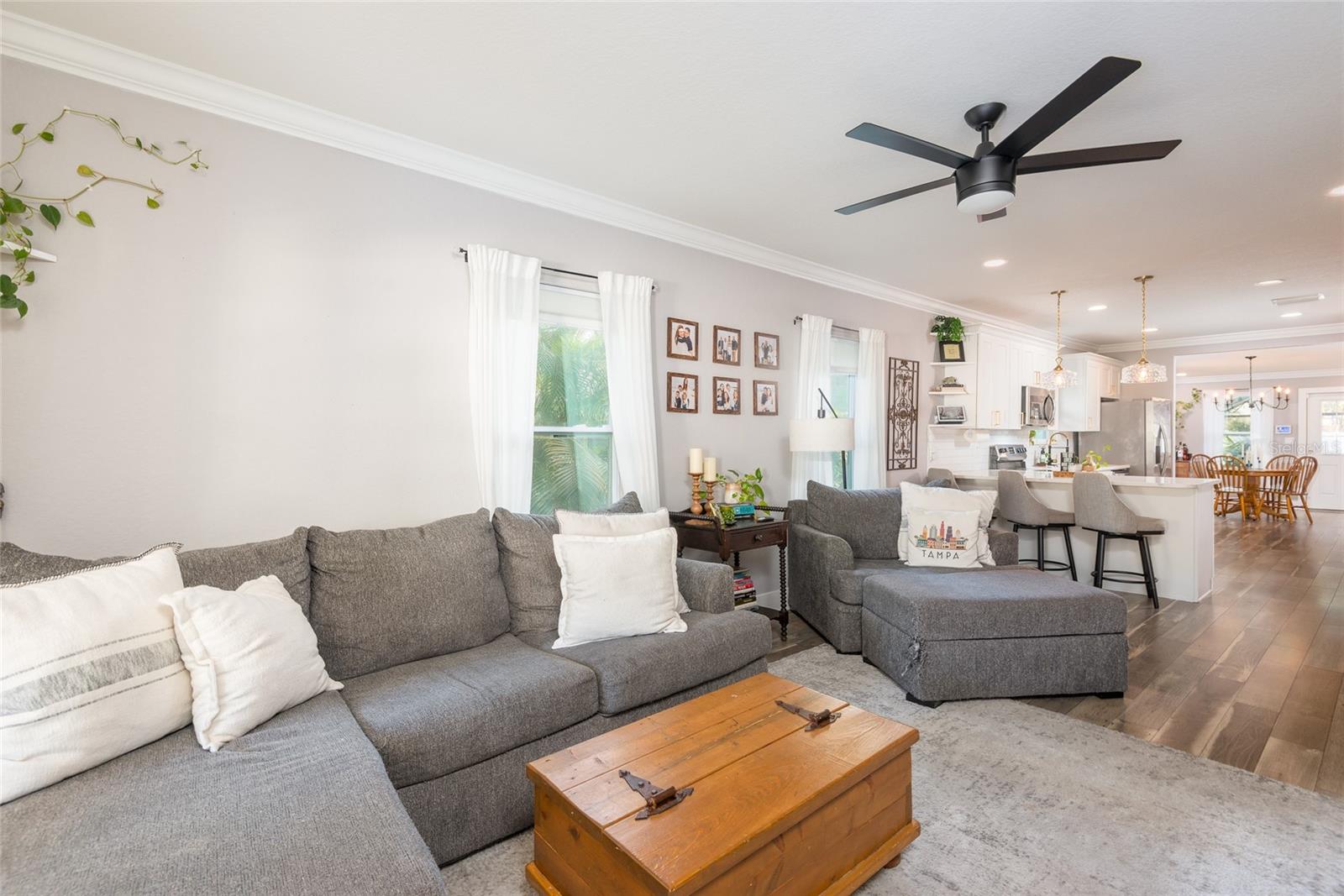 Image 6 of 36 For 1015 Crawford Street