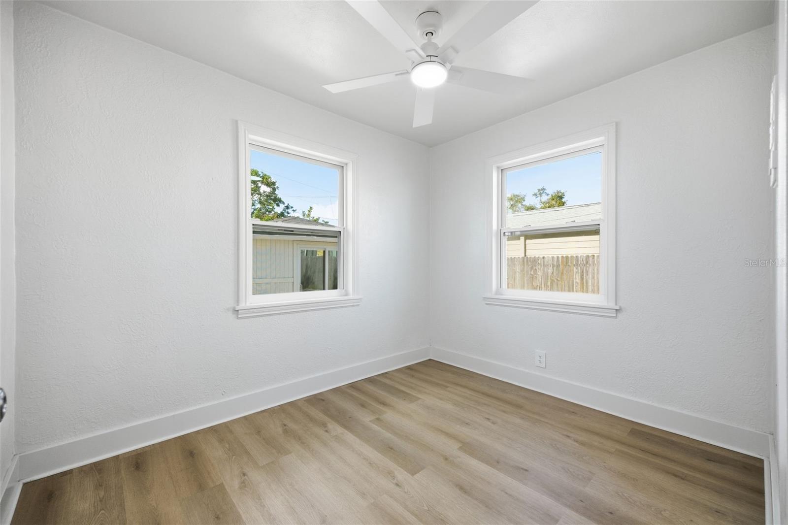 Image 14 of 18 For 3130 19th Street N