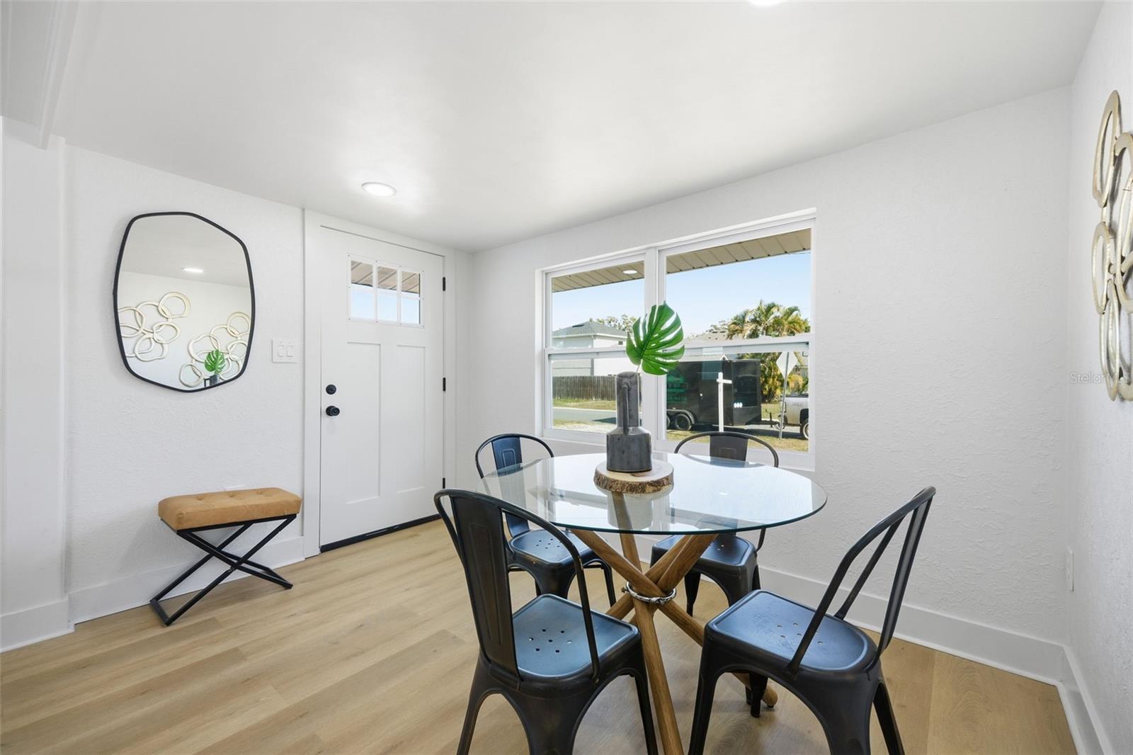 Image 5 of 18 For 3130 19th Street N