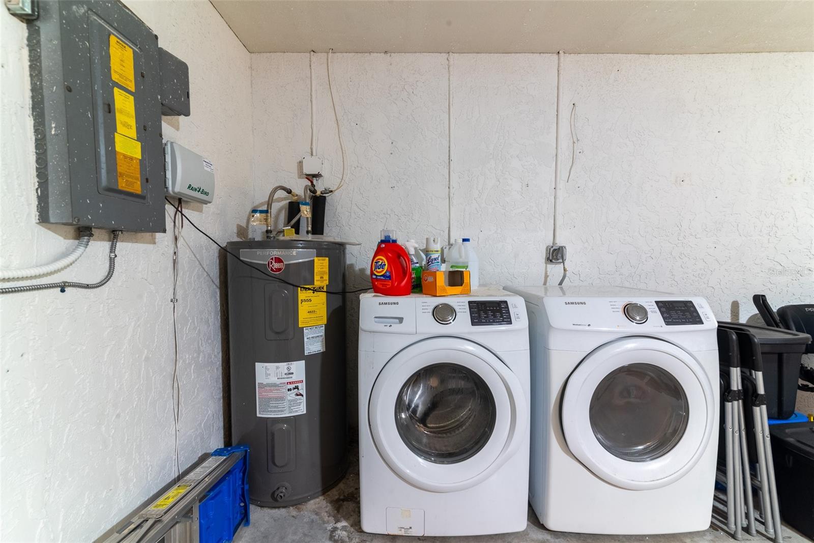 Image 26 of 40 For 3615 Haines Road N