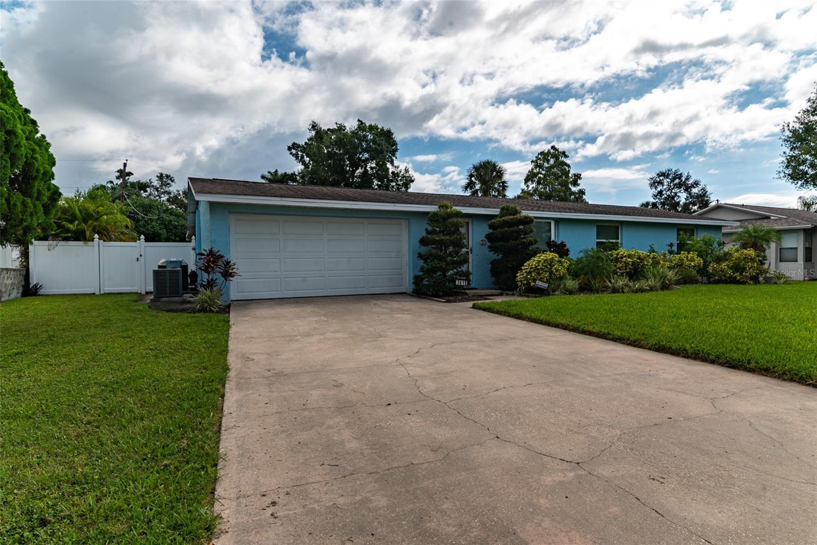 Image 32 of 40 For 3615 Haines Road N