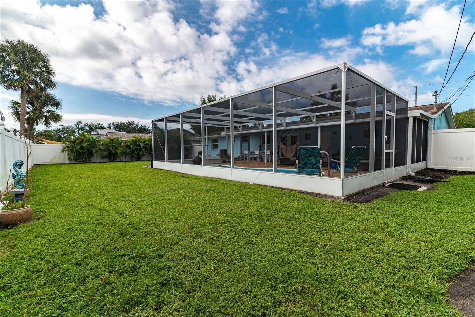 Image 34 of 40 For 3615 Haines Road N