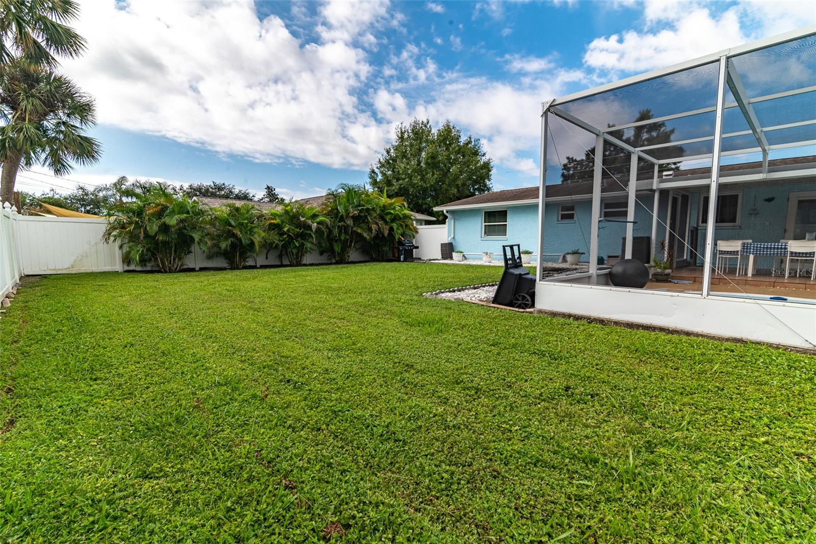 Image 35 of 40 For 3615 Haines Road N