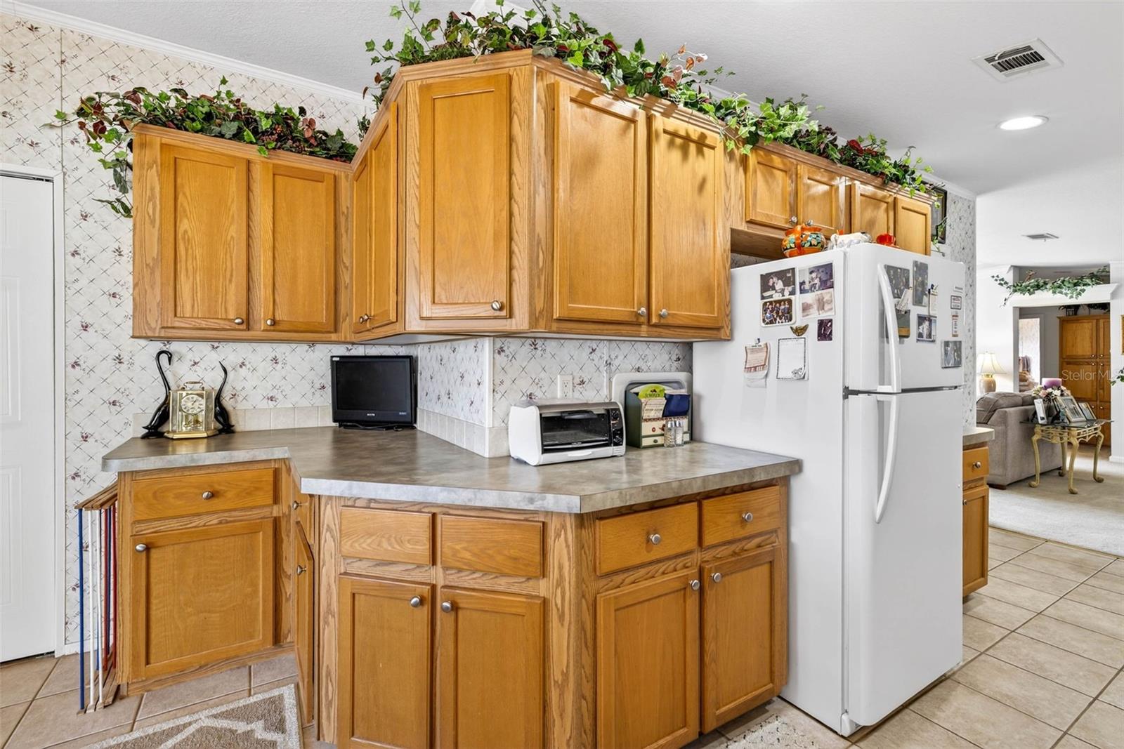 Image 12 of 50 For 10047 Equity Avenue