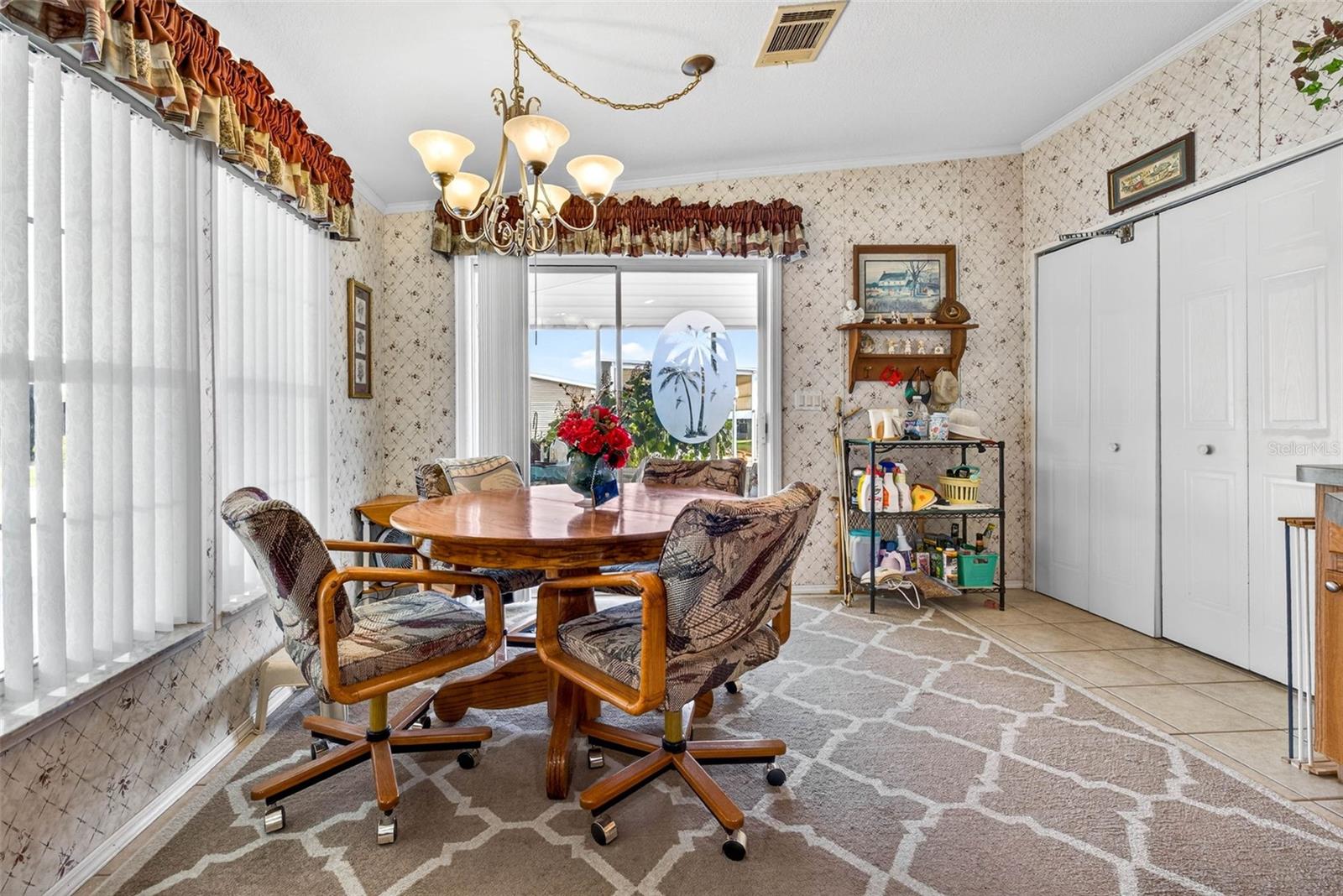 Image 13 of 50 For 10047 Equity Avenue