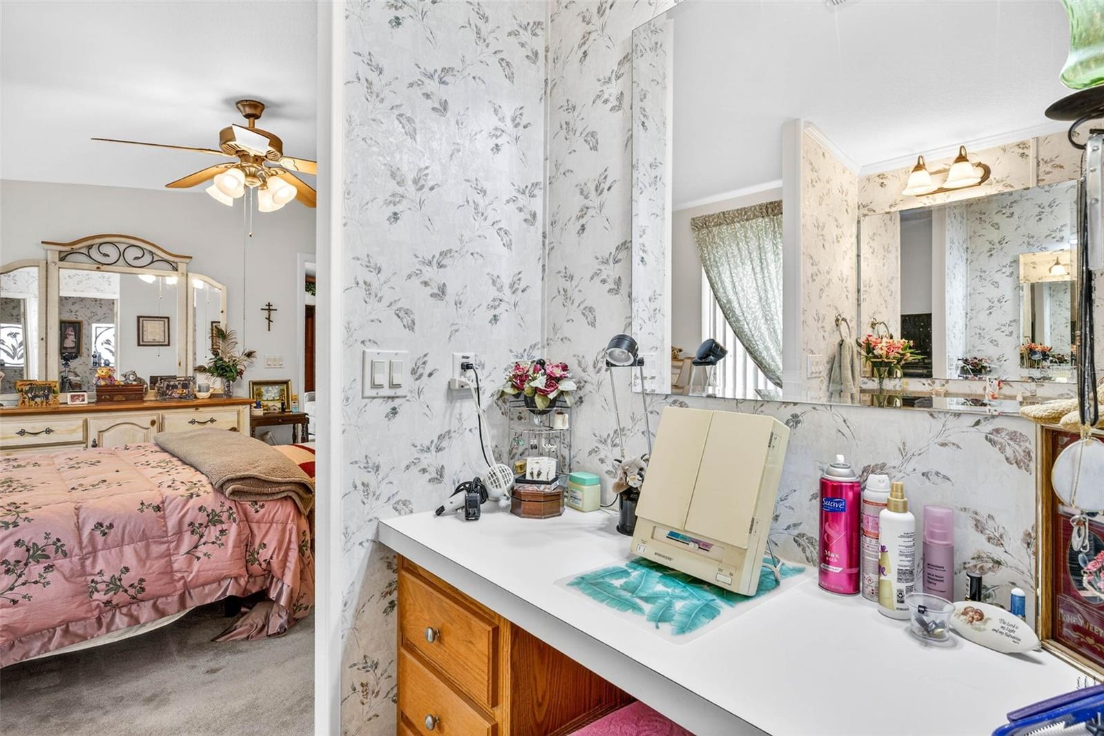 Image 29 of 50 For 10047 Equity Avenue