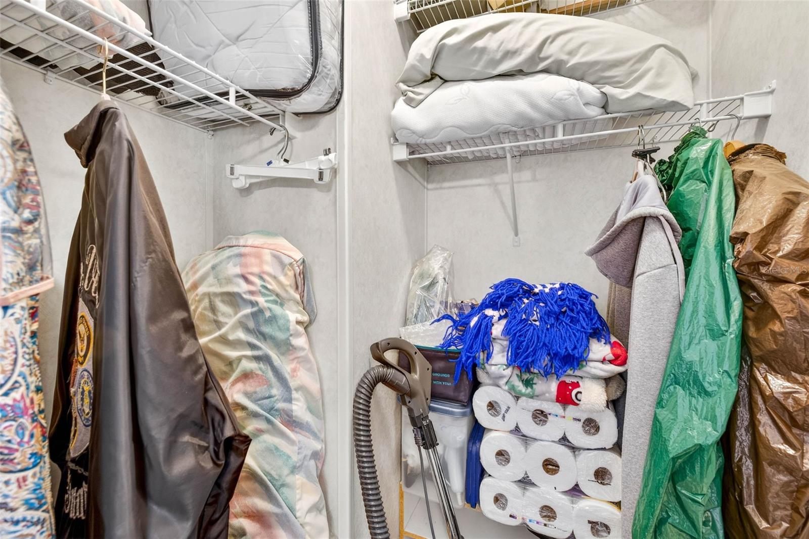 Image 32 of 50 For 10047 Equity Avenue