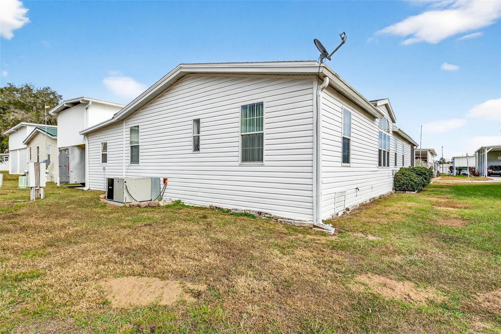 Image 34 of 50 For 10047 Equity Avenue