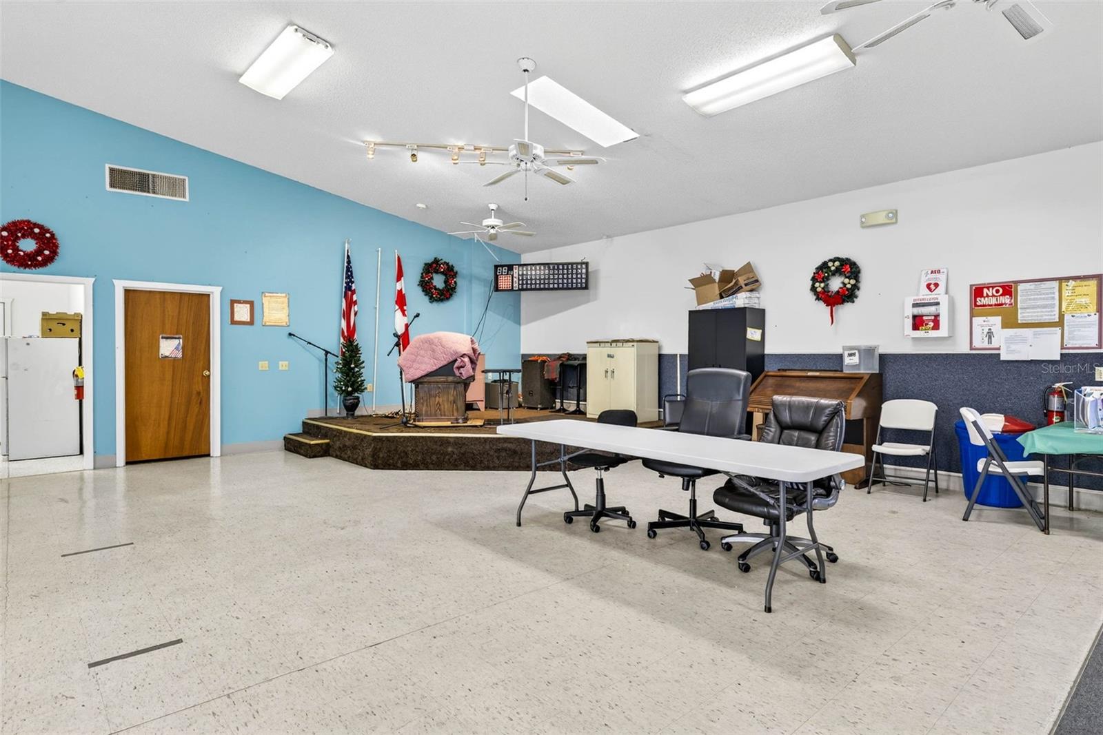 Image 42 of 50 For 10047 Equity Avenue