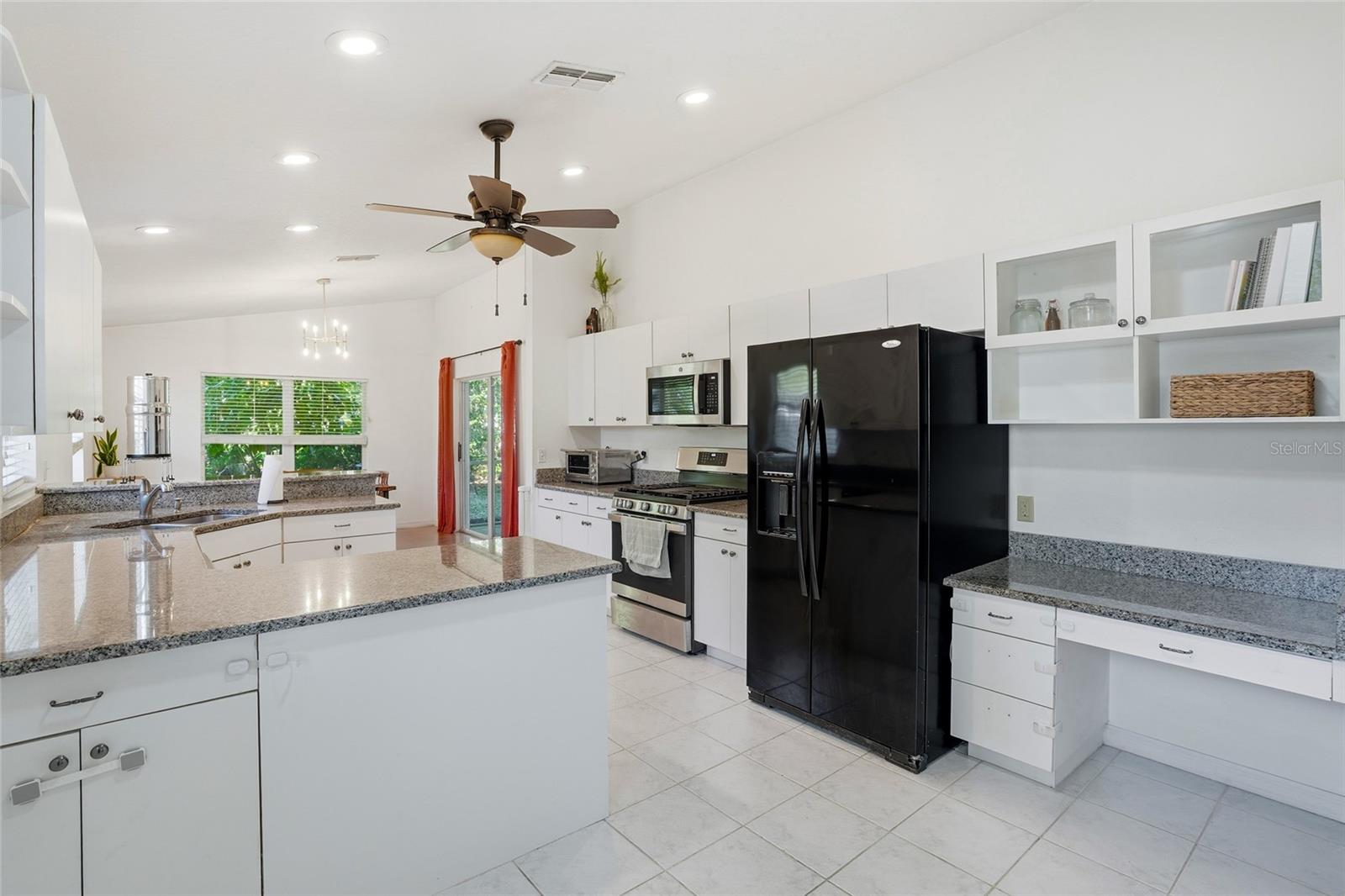 Image 17 of 31 For 5712 Whitebark Drive