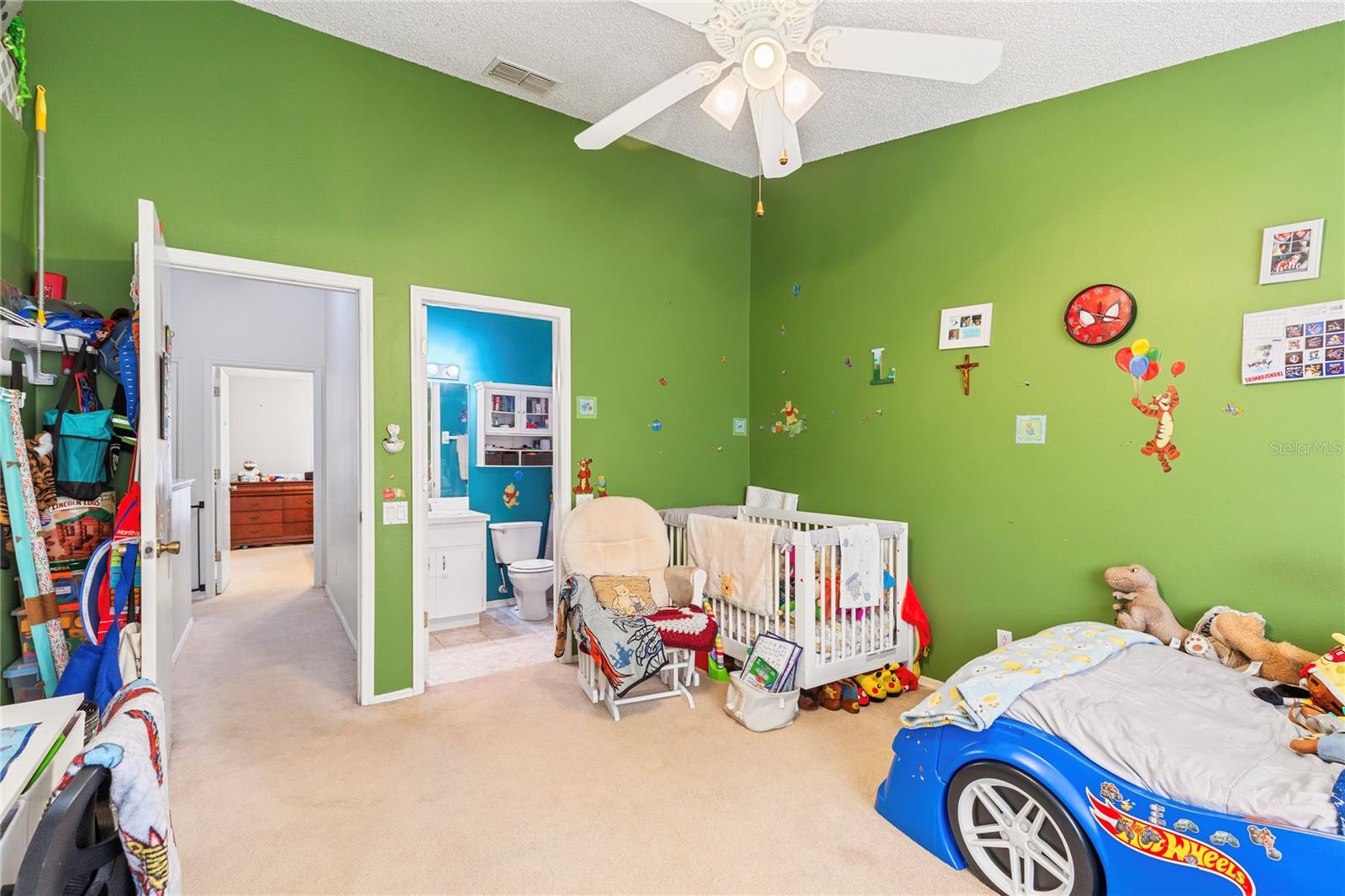 Image 18 of 34 For 291 Countryside Key Boulevard